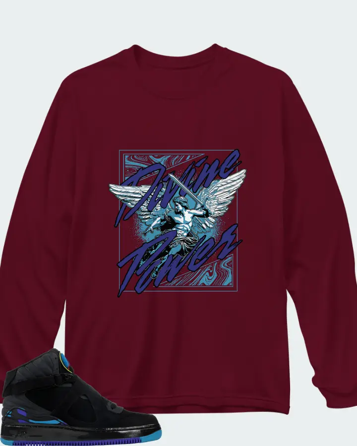 Long Sleeve T-Shirt in Maroon