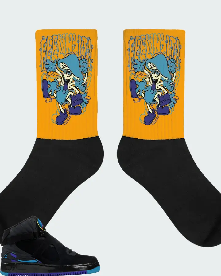 Socks in Gold