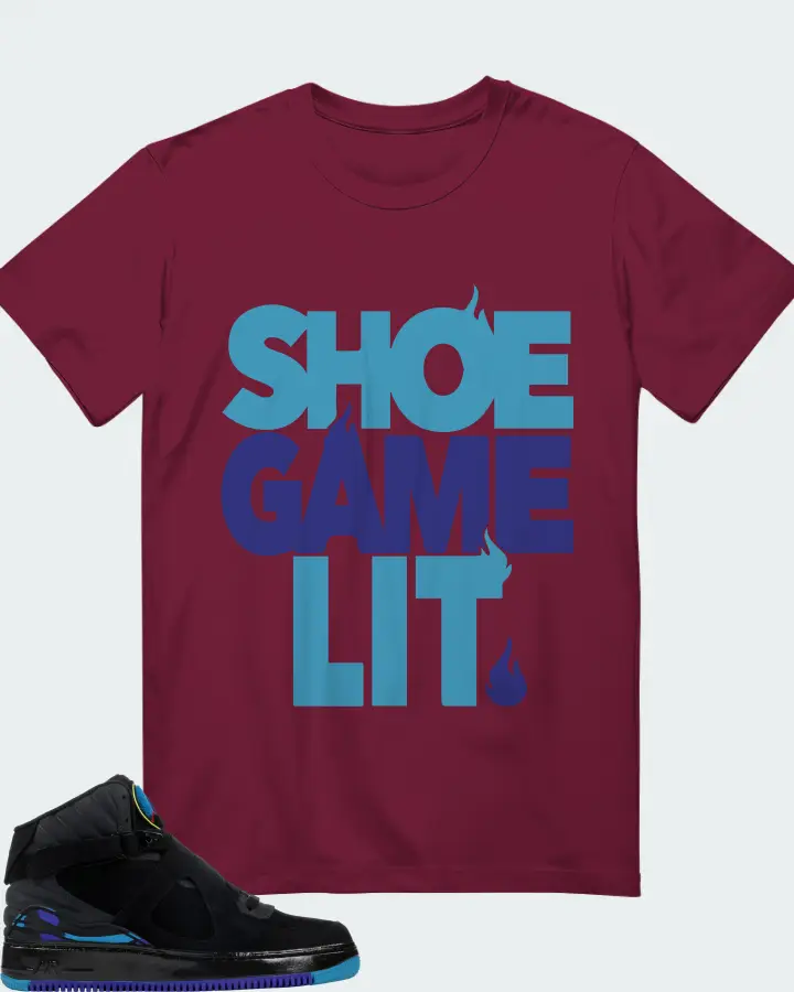 T-Shirt in Maroon