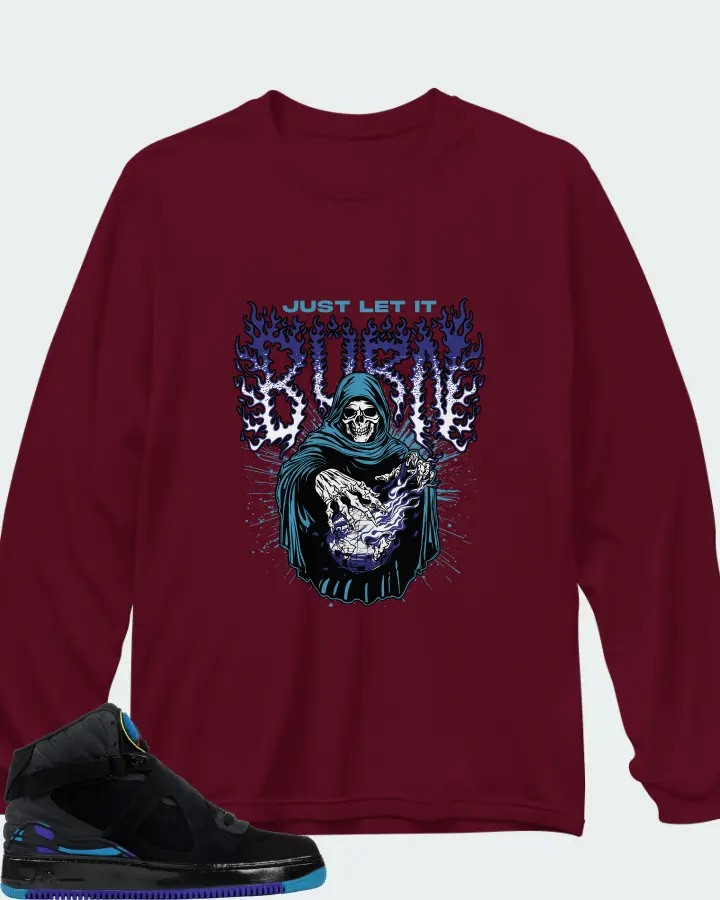 Long Sleeve T-Shirt in Maroon