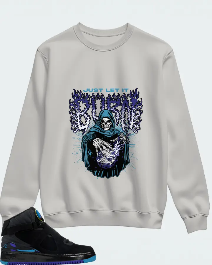 Sweatshirt in Grey
