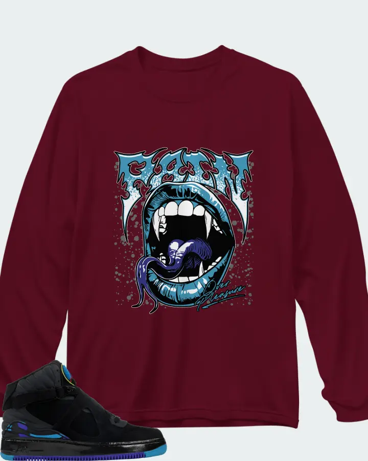 Long Sleeve T-Shirt in Maroon