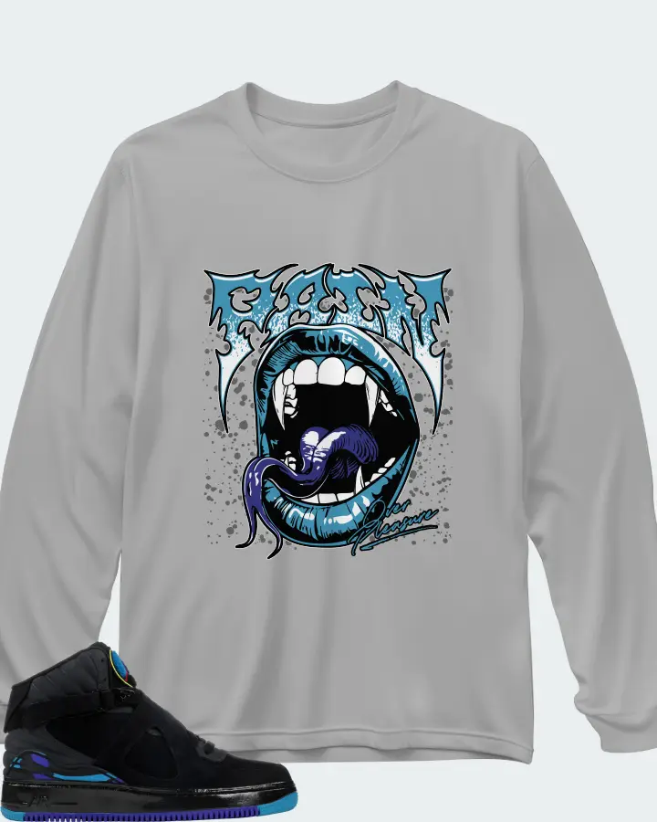 Long Sleeve T-Shirt in Grey