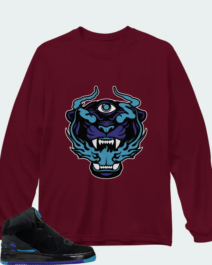 Long Sleeve T-Shirt in Maroon
