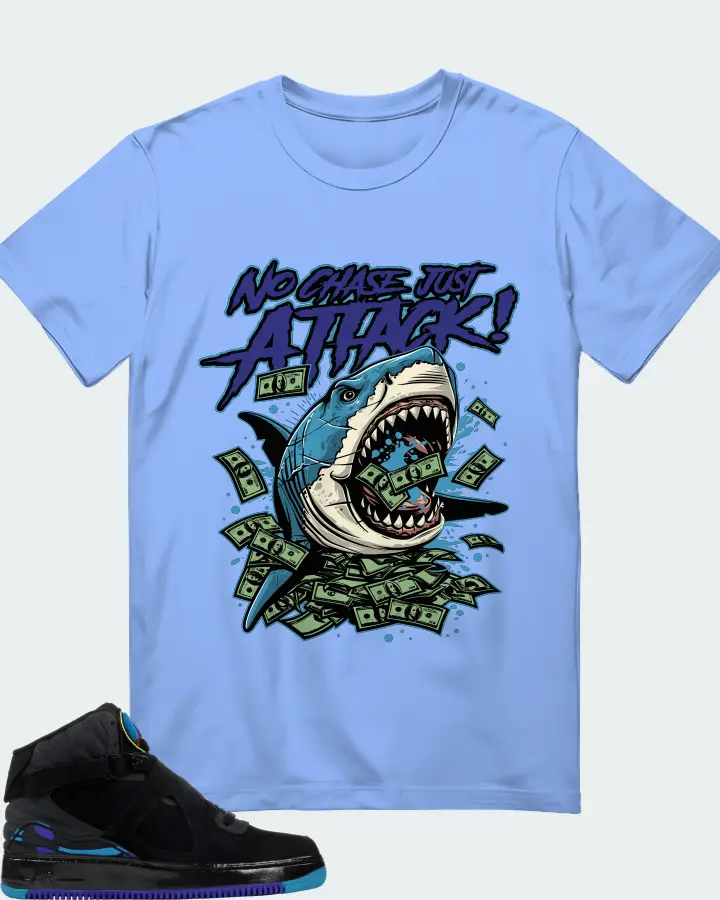 T-Shirt in Carolina Blue