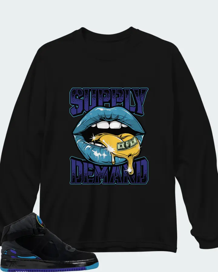 Long Sleeve T-Shirt in Black