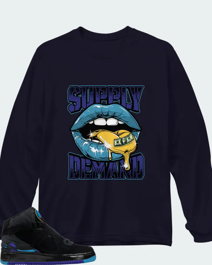 Long Sleeve T-Shirt in Navy
