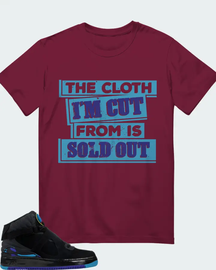 T-Shirt in Maroon