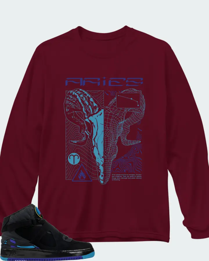 Long Sleeve T-Shirt in Maroon