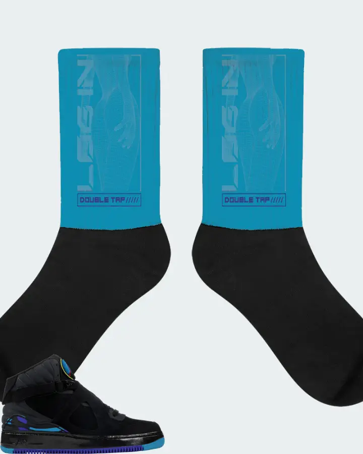 Socks in Aqua