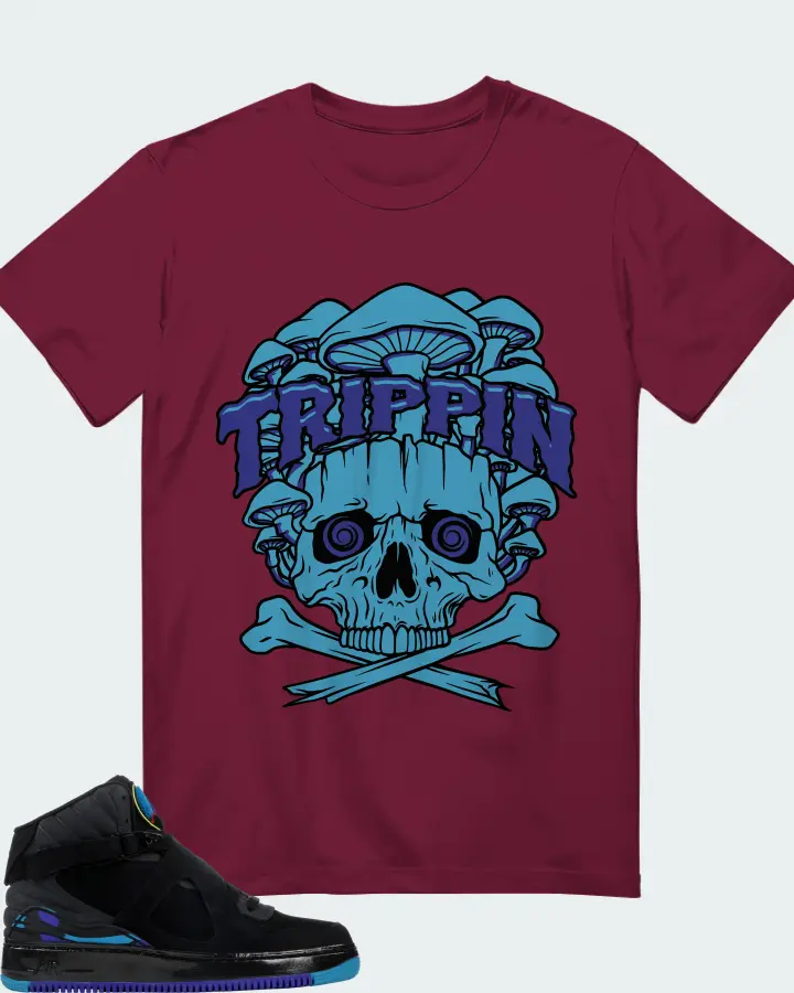T-Shirt in Maroon