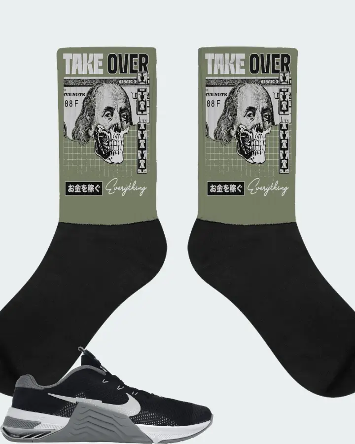 Nike Metcon 7 Sneaker Matching Olive Socks - Take Over