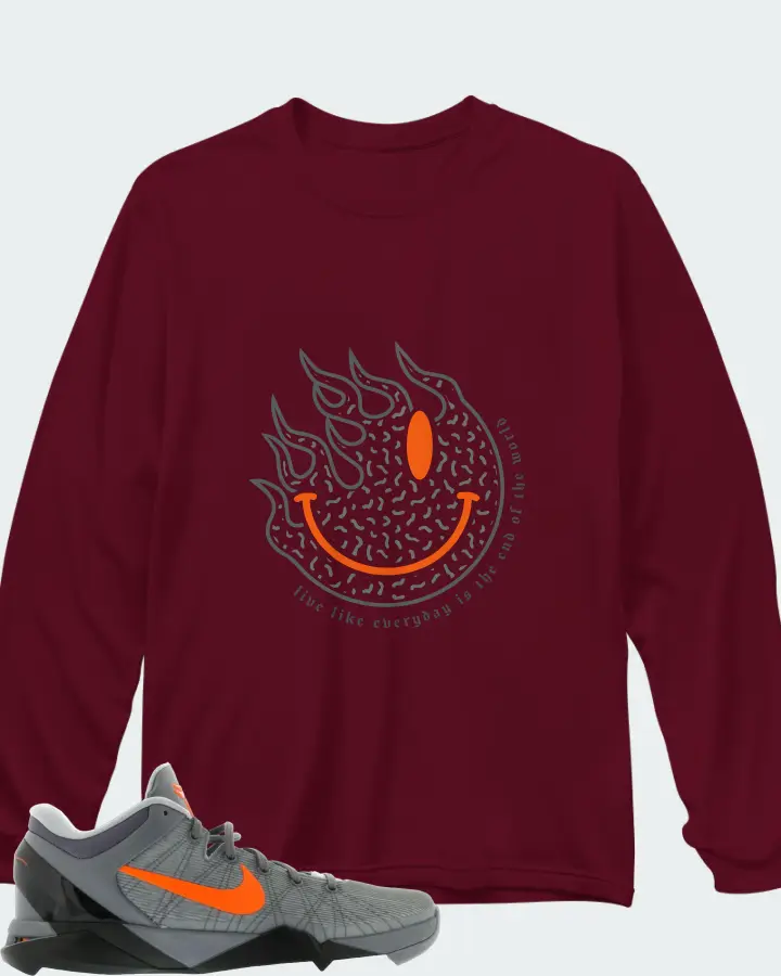 Long Sleeve T-Shirt in Maroon