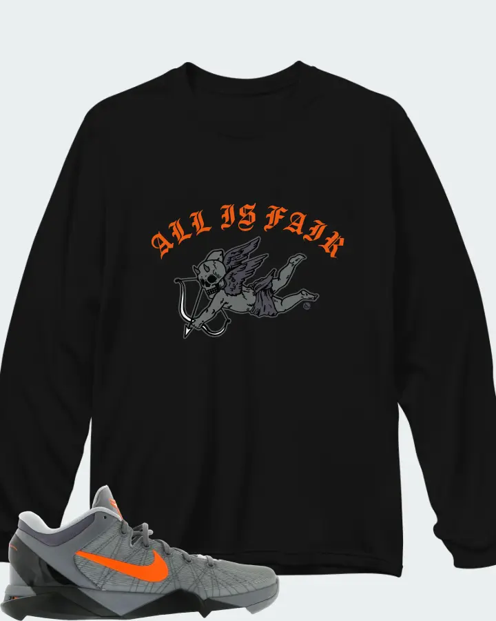 Long Sleeve T-Shirt in Black