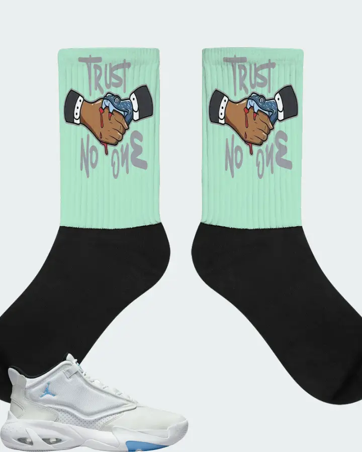 Jordan Max Aura 4 Sneaker Matching Mint Socks - Trust No One