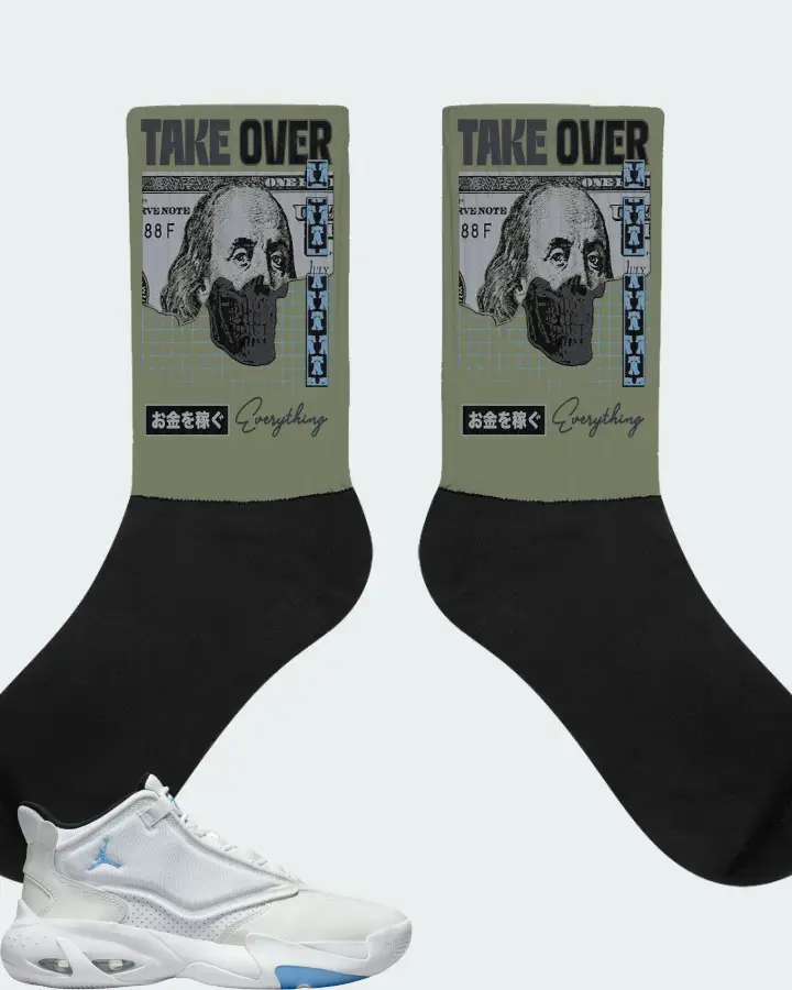 Jordan Max Aura 4 Sneaker Matching Olive Socks - Take Over