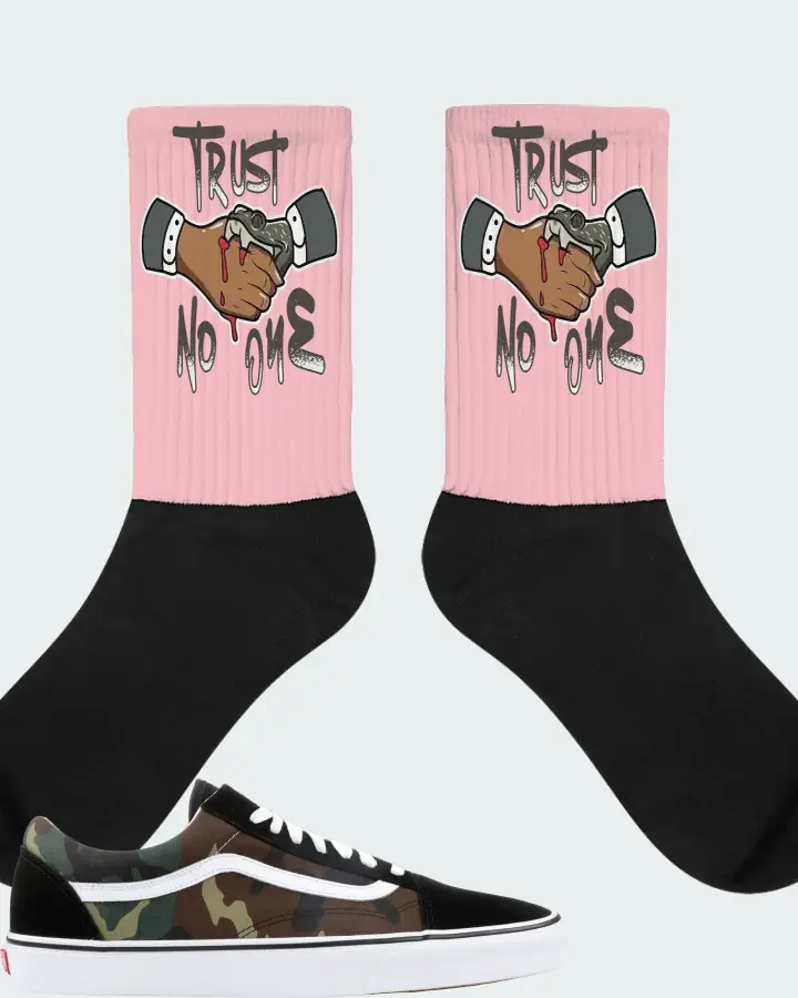 Vans Old Skool Sneaker Matching Pink Socks - Trust No One