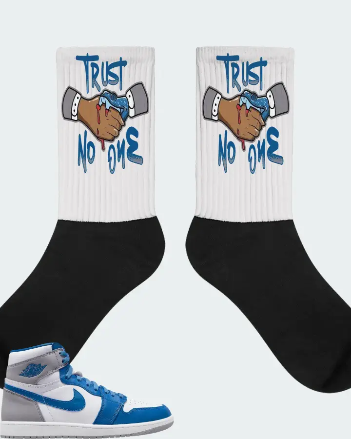 Jordan 1 Retro High OG Sneaker Matching White Socks - Trust No One