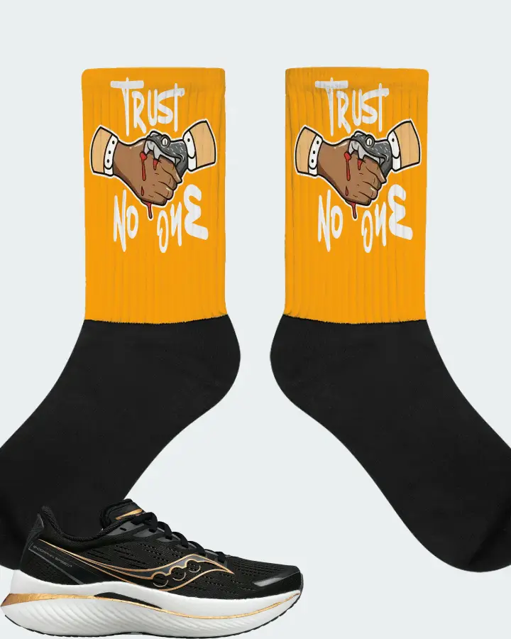 Saucony Endorphin Speed 3 Sneaker Matching Gold Socks - Trust No One