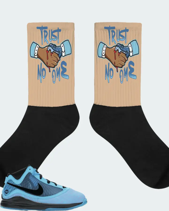 Nike LeBron 7 Sneaker Matching Cream Socks - Trust No One