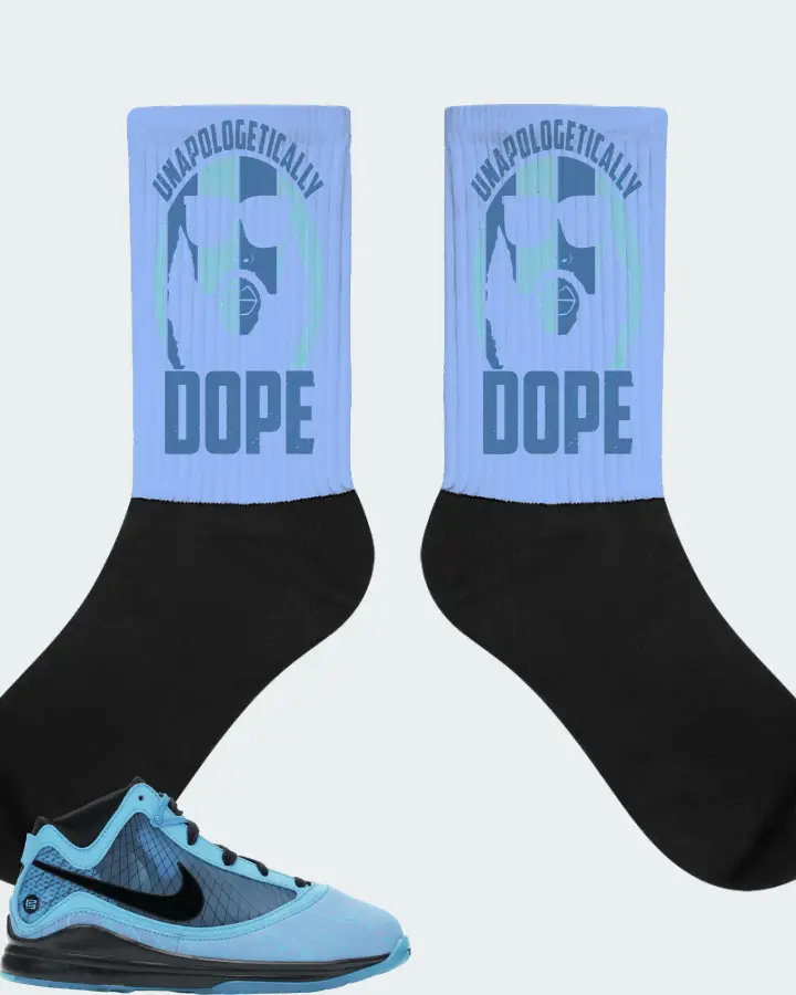 Nike LeBron 7 Sneaker Matching Carolina Blue Socks - UNAPOLOGETICALLY DOPE Man