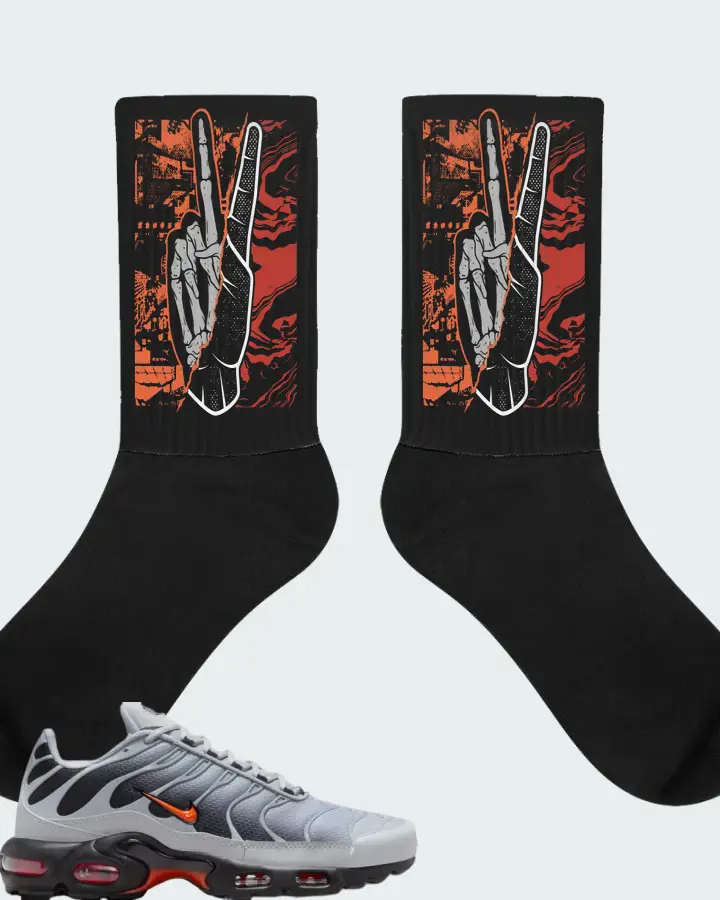 Nike Air Max Plus Wolf Grey Picante Red Matching Socks