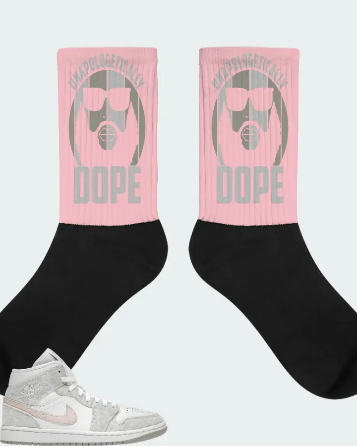 Jordan 1 Mid SE Sneaker Matching Pink Socks - UNAPOLOGETICALLY DOPE Man