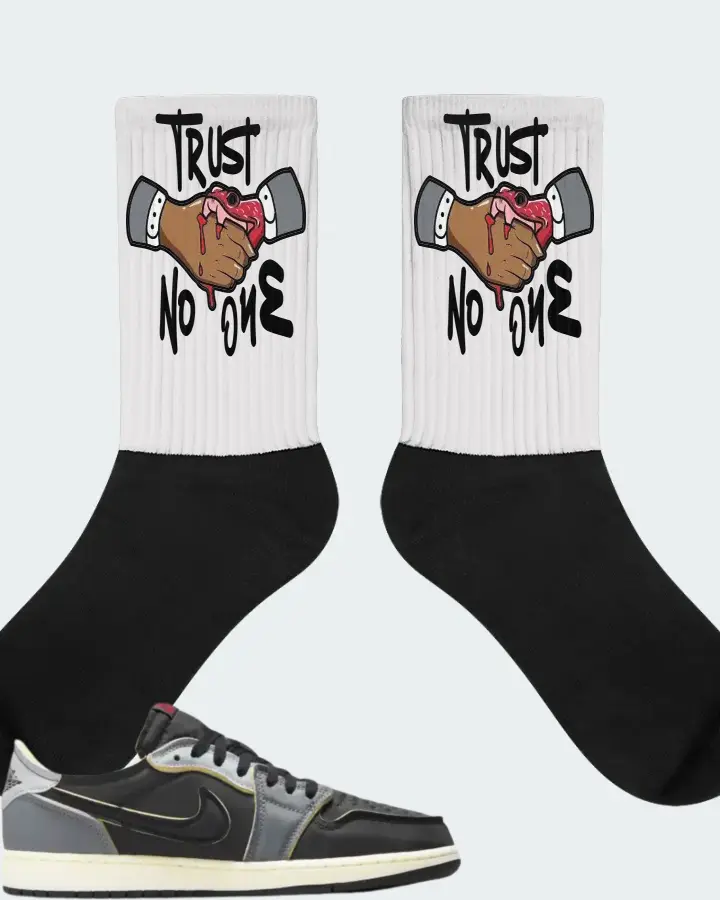 Jordan 1 Low OG EX Sneaker Matching White Socks - Trust No One