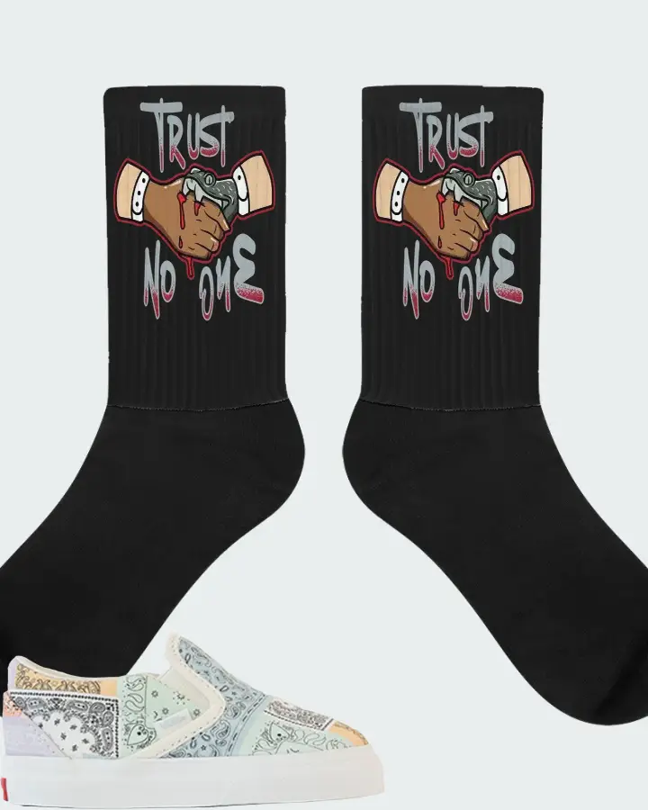 Vans Slip-On Sneaker Matching Socks - Trust No One