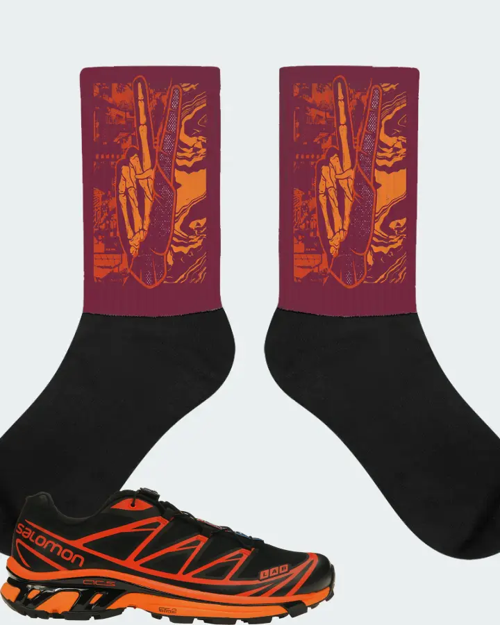 Salomon XT-6 Sneaker Matching Maroon Socks - Peace of mind