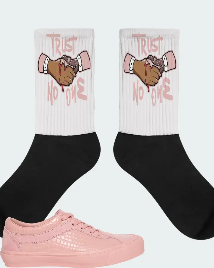 Vans Vault Bold Ni LX  Sneaker Matching White Socks - Trust No One