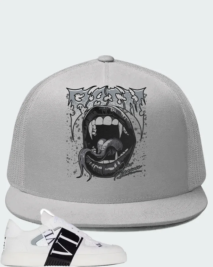 Valentino Garavani VL7N Sneaker Low Top White Black Grey Matching Hat