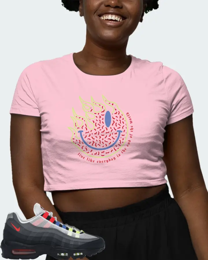 Nike Air Max 95 Sneaker Matching Pink Crop Top (Keep Smiling) - View 3