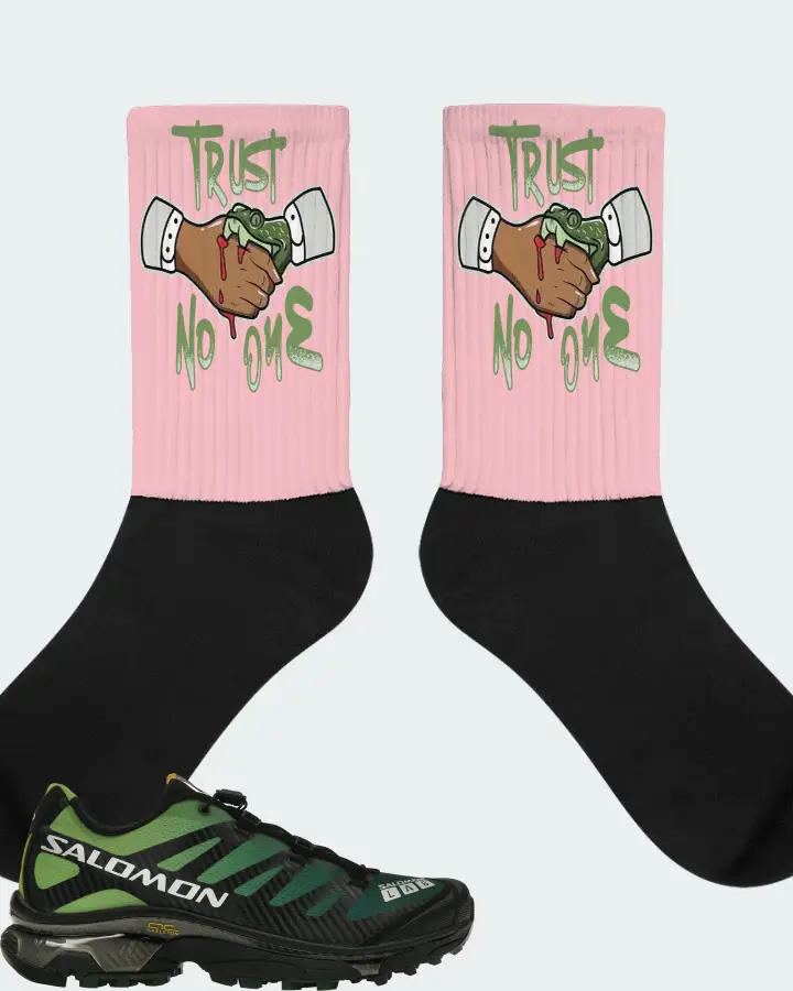 Salomon XT-4 OG Sneaker Matching Pink Socks - Trust No One