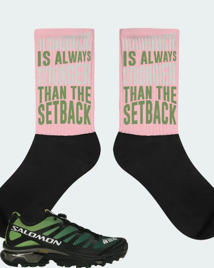 Salomon XT-4 OG Sneaker Matching Pink Socks - The Comeback