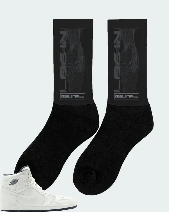 Jordan 1 Retro Sneaker Matching Black Socks (LOGIN) - View 3