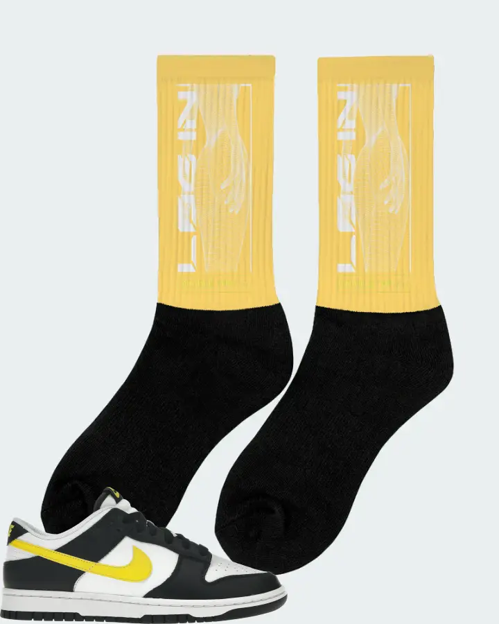 Nike Dunk Low Sneaker Matching Yellow Socks (LOGIN) - View 3