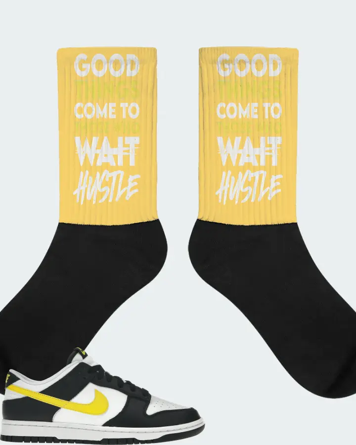 Nike Dunk Low Sneaker Matching Yellow Socks - Good Things Come