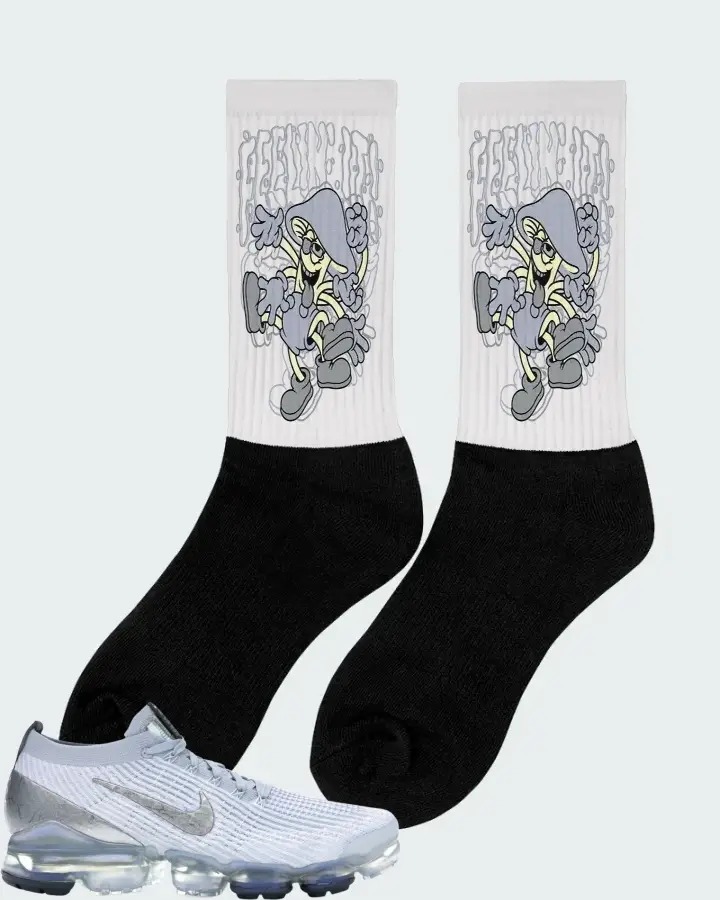 Nike Air VaporMax Flyknit 3 Sneaker Matching White Socks (Feeling It) - View 3