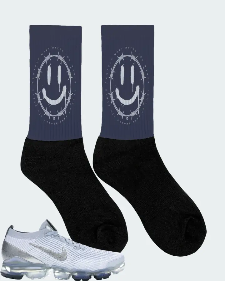 Nike Air VaporMax Flyknit 3 Sneaker Matching Navy Socks (PROTECT) - View 2