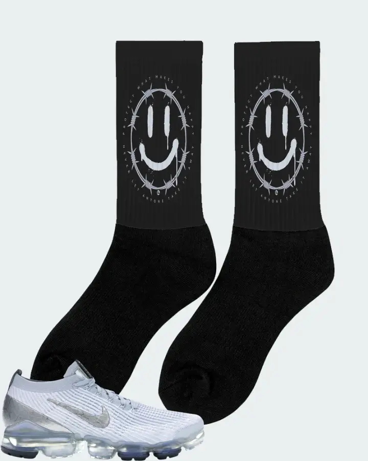 Nike Air VaporMax Flyknit 3 Sneaker Matching Black Socks (PROTECT) - View 3