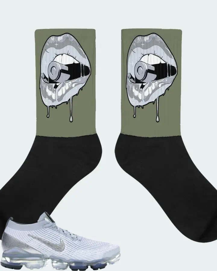 Nike Air VaporMax Flyknit 3 Sneaker Matching Olive Socks - Kiss of Death