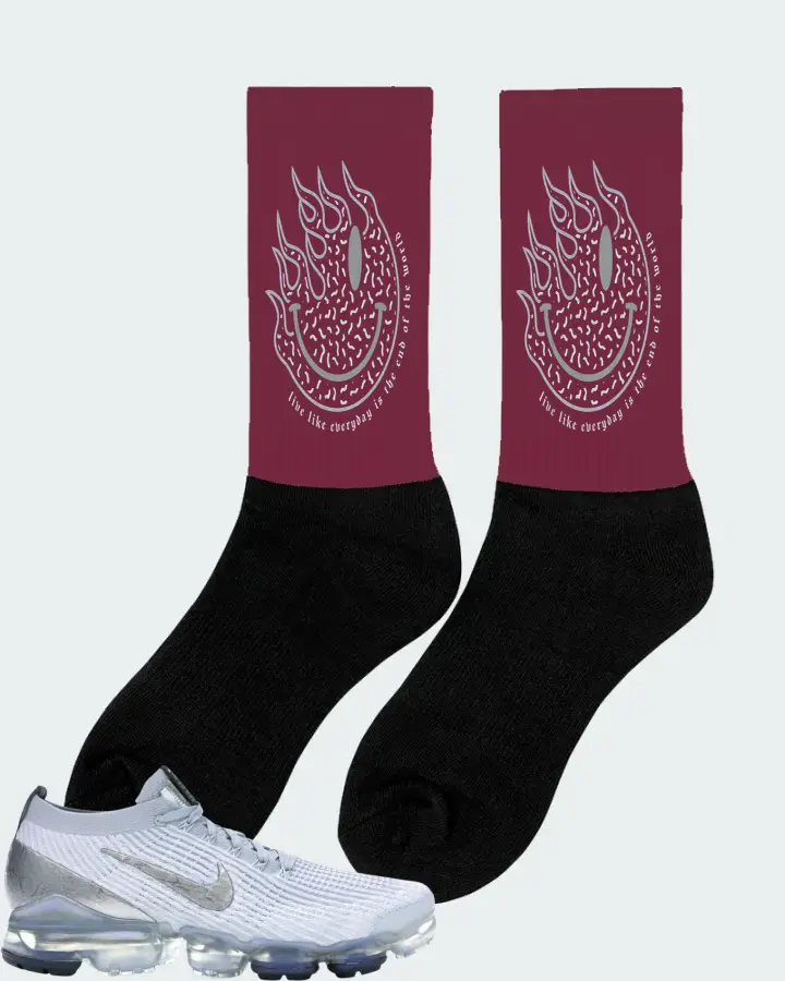 Nike Air VaporMax Flyknit 3 Sneaker Matching Maroon Socks (Keep Smiling) - View 3