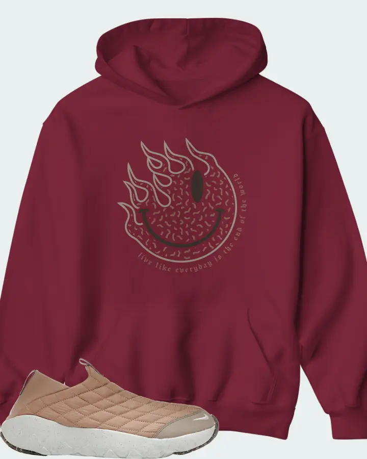 Hoodie in Maroon