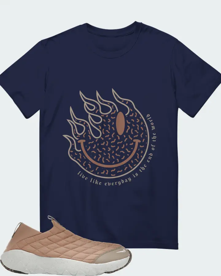 T-Shirt in Navy
