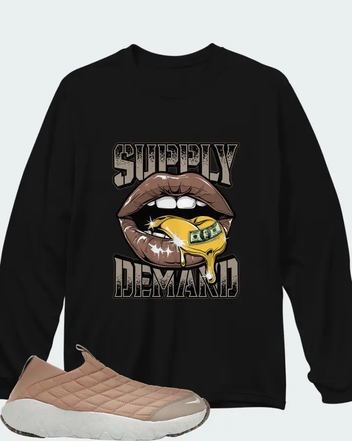 Long Sleeve T-Shirt in Black