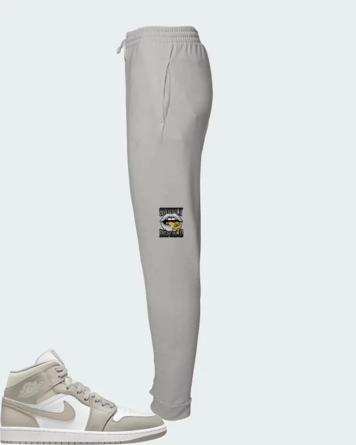 Joggers in Grey