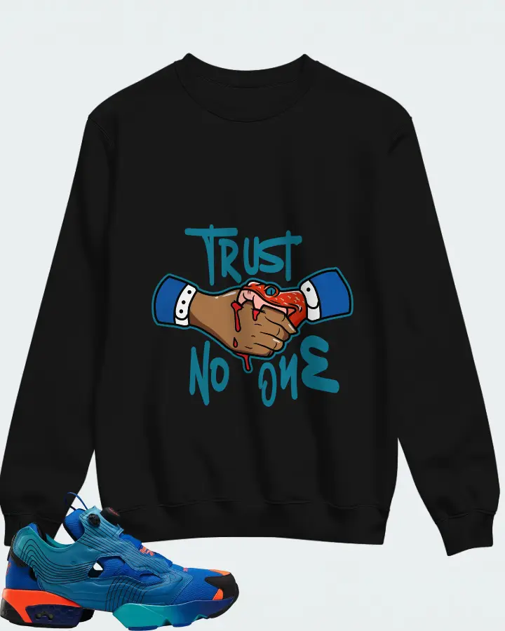 Sweatshirt in Black