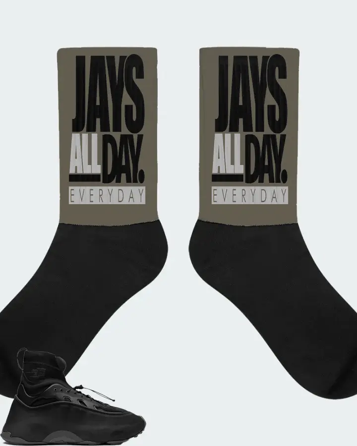 adidas Ozmorphis Sneaker Matching Army Green Socks - Jays All Day