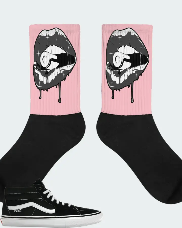 Vans Skate Grosso Mid Sneaker Matching Pink Socks - Kiss of Death